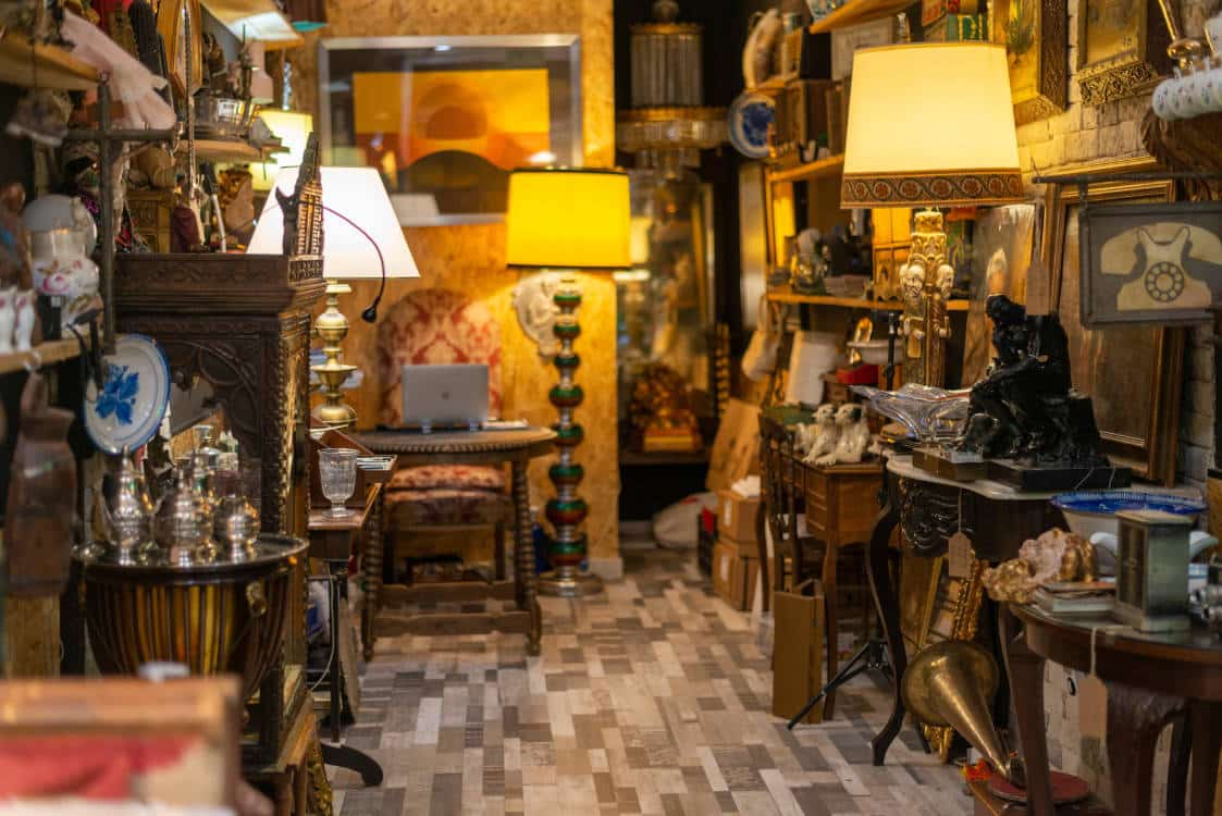Brocanteur Antiquaire professionnel dans les Deux-Sèvres - Les antiquités de Noa